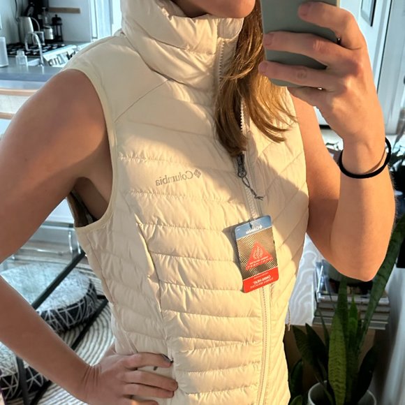 Columbia Jackets & Blazers - NWOT Columbia vest